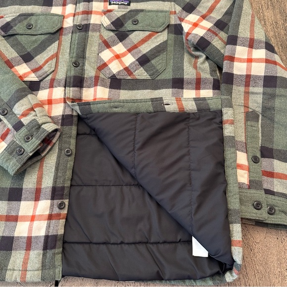 Patagonia Men’s Insulated Organic Cotton Midweight Fjord Flannel Shirt - Picture 5 of 9